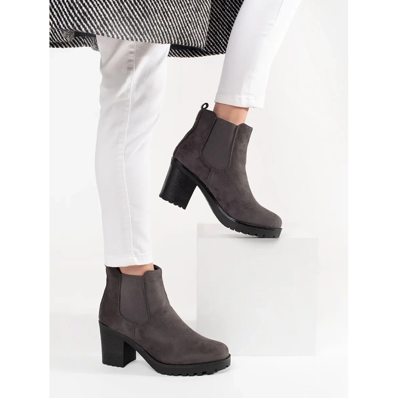 Seastar Gray suede Chelsea boots on the post grey 1