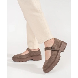 Goodin Beige shoes on the suede platform 1 Goodin Beige shoes on the suede platform 1