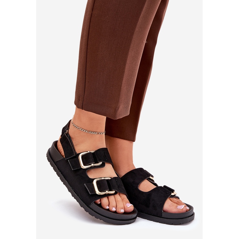 Women's sandals with black clamps 1