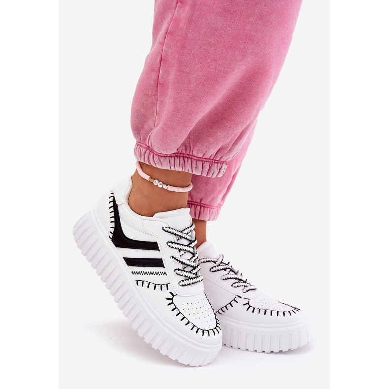 Women's sneakers on the platform white and white 1