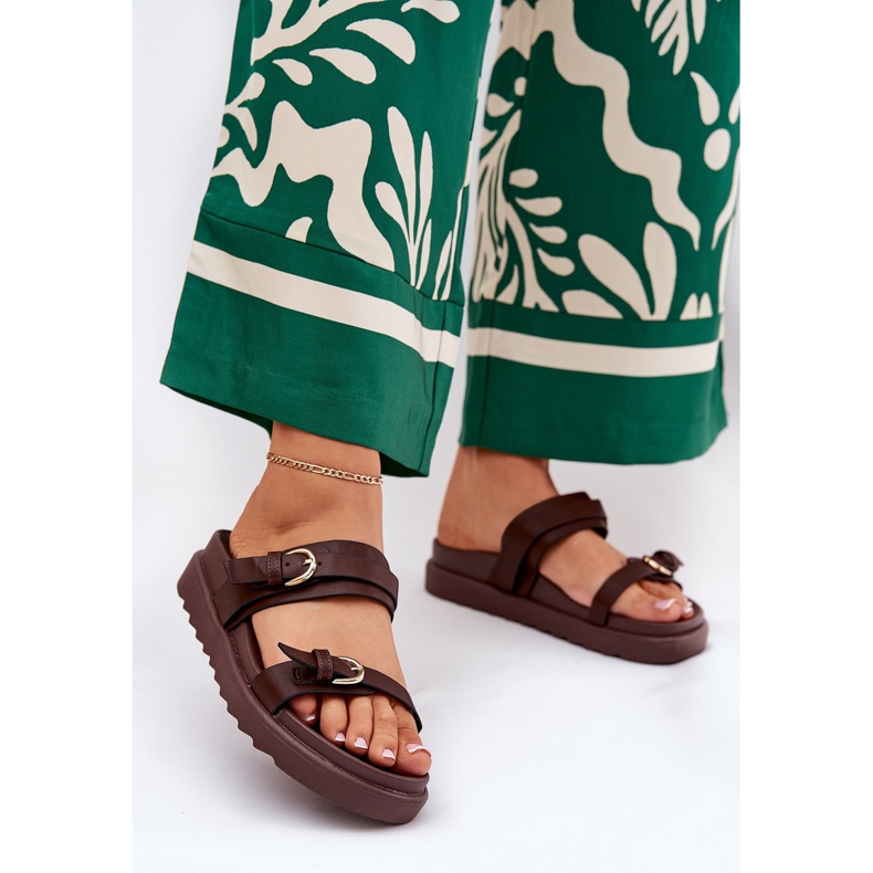 Women's flip flops on the platform with golden clamps brown 2