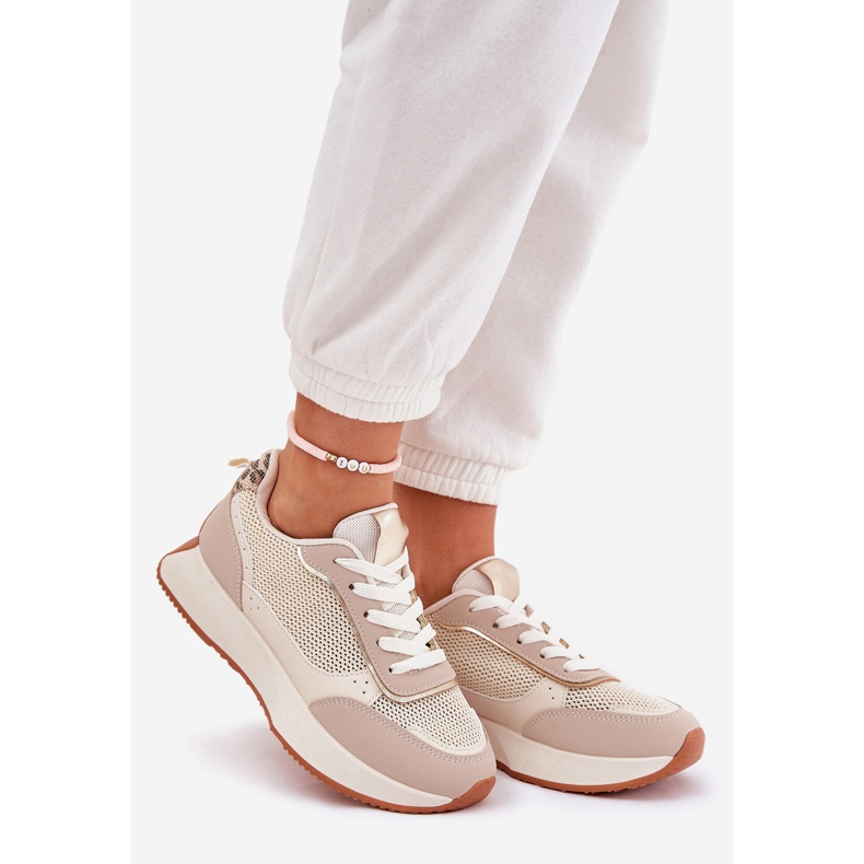 Women's sports shoes with a mesh on the platform beige 1 Women's sports shoes with a mesh on the platform beige 1