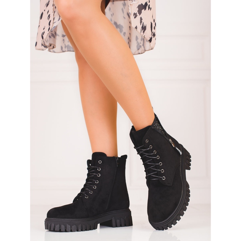 Women's lace-up ankle boots with a decorative upper black 2