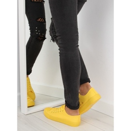 Yellow monocolour women's sneakers NB176 Yellow 2