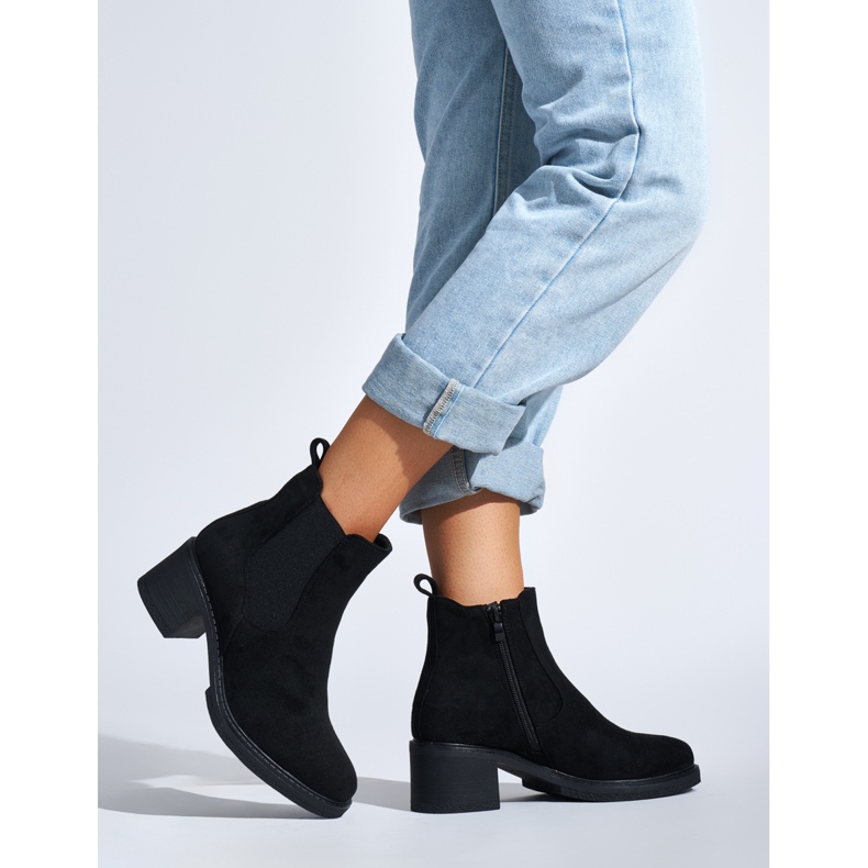 Black classic ankle boots with a block heel 2