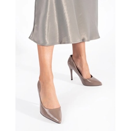 Beige patent leather women's high heels 2