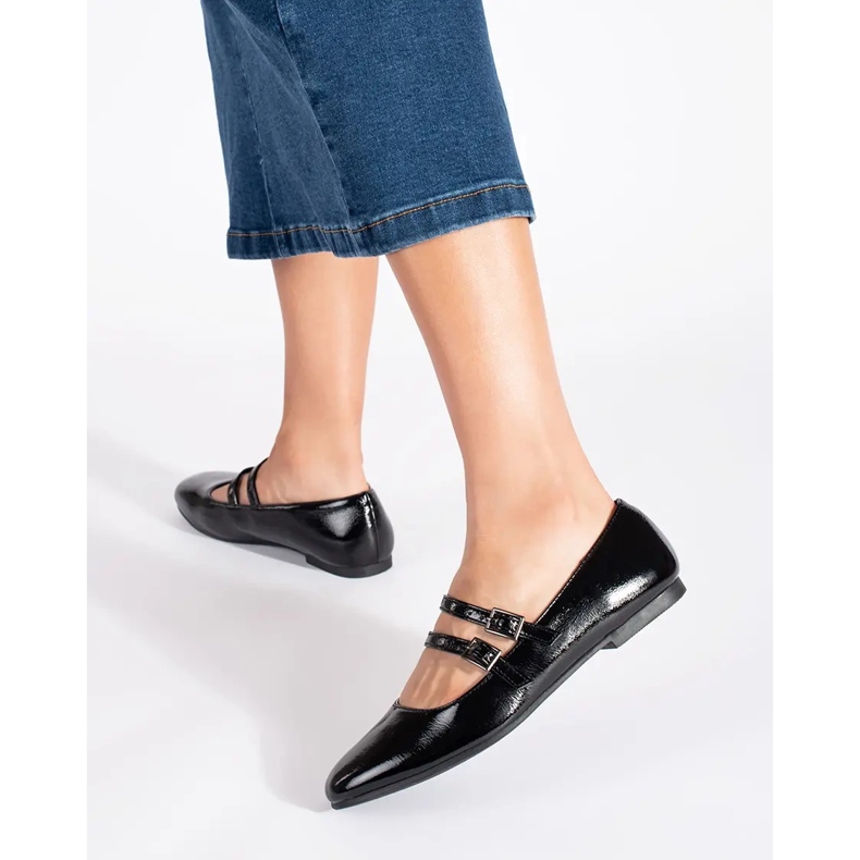 Black patent leather ballet flats with buckle 1