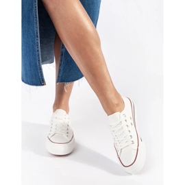 Seastar White classic women's lace-up sneakers with a platform 2