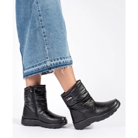 Women's black snow boots 2
