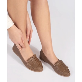 Brown women's moccasins decorated with fringes 1 Brown women's moccasins decorated with fringes 1