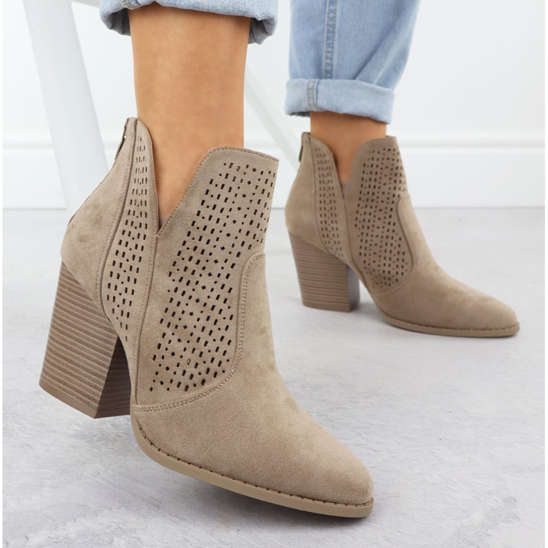 S.Barski Women's suede boots on the openwork post S. Barski HY51-060 beige 2