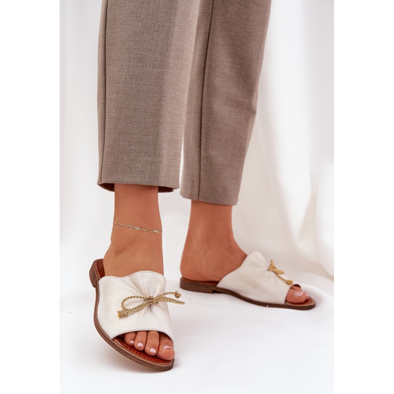 Leather flat elegant flip flops with a bow Lewski 3572 zloty wiped golden 2