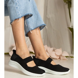 Black women's sneakers on a pressed sole 1