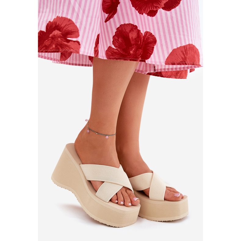 Women's flip flops on wedge and platform beige 2