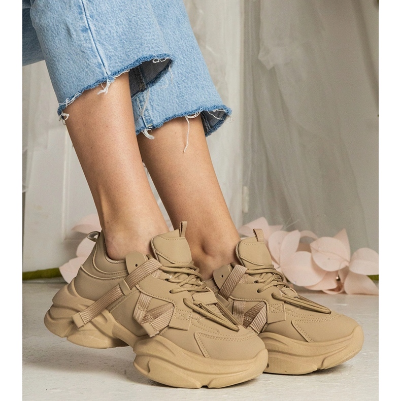 Brown women's massive sports sneakers 2