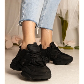 Black sneakers women's massive sports 1