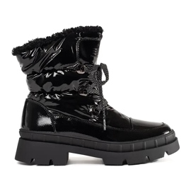 Women's black snow boots with fur 1