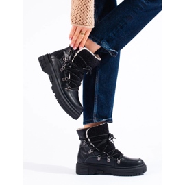 Black women's snow boots with sheepskin lining 1 Black women's snow boots with sheepskin lining 1