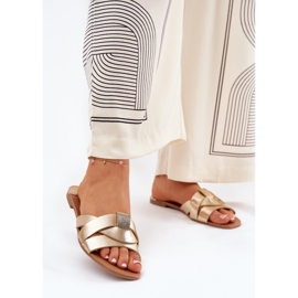 Flat women's flip flops with intertwining golden stripes 2