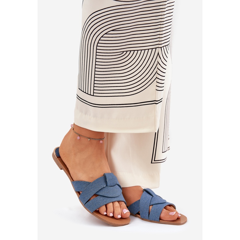 Flat women's flip flops with interwoven denim stripes blue 1