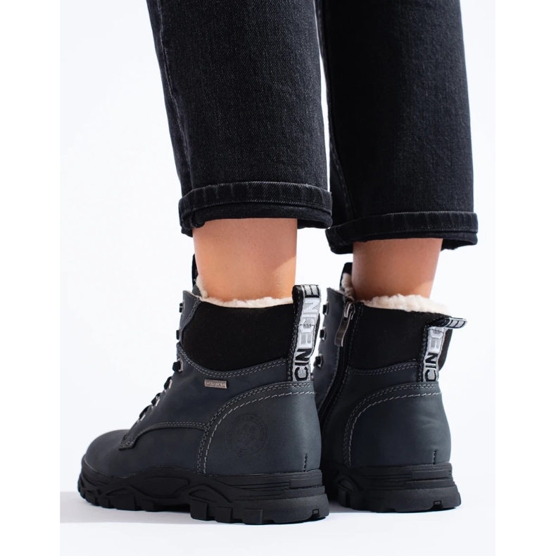 Goodin Sports Black Trappers 1