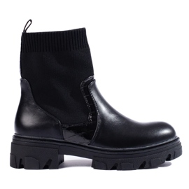 Slip-on boots black 2