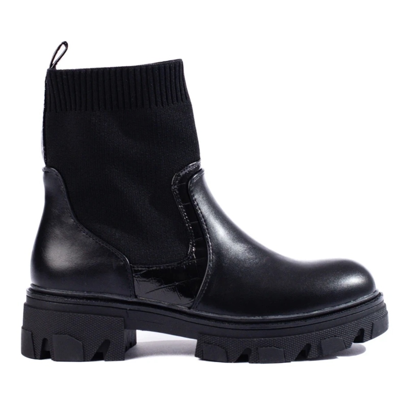 Slip-on boots black 2