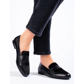 Black shoes with fur 2