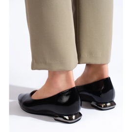 W. Potocki Pumps with a decorative Potocki heel black 1