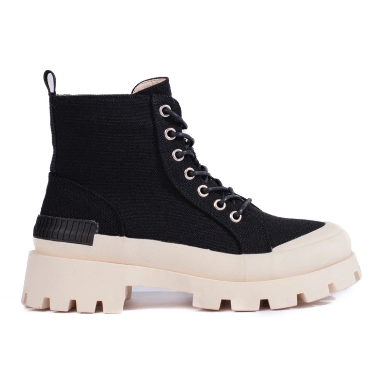 Trappers on the S. Barski platform black 2