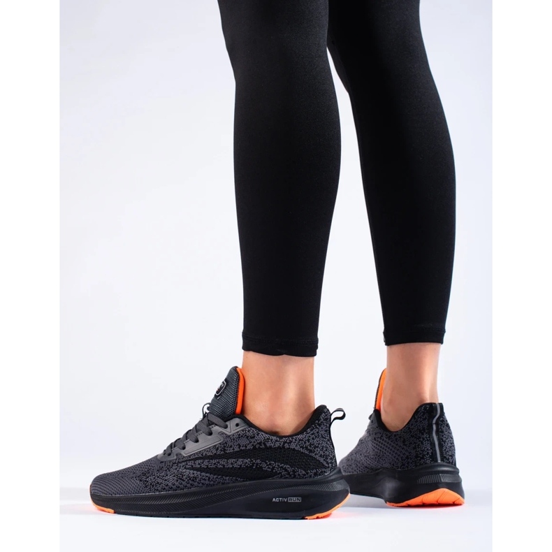 DK Sports Shoes On The Platform black 2