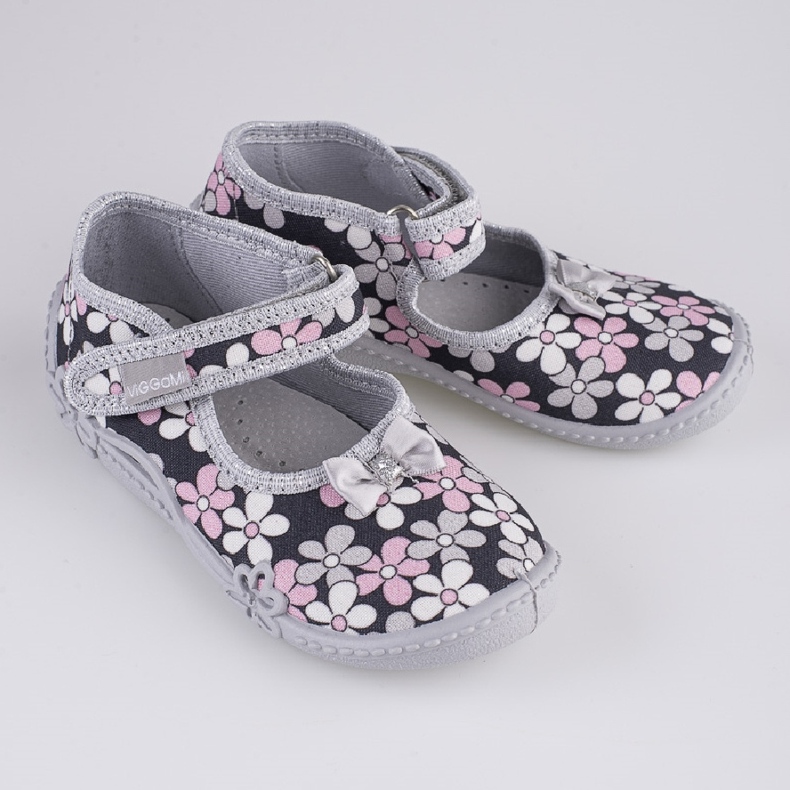Zosia girls' slippers Viggami flowers grey 2 Zosia girls' slippers Viggami flowers grey 2