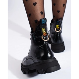 Ladies' patent ankle boots with a thick sole black 1
