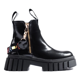 Black workery boots 1