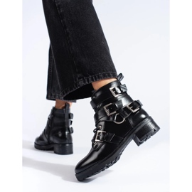 Black workery boots 1 Black workery boots 1