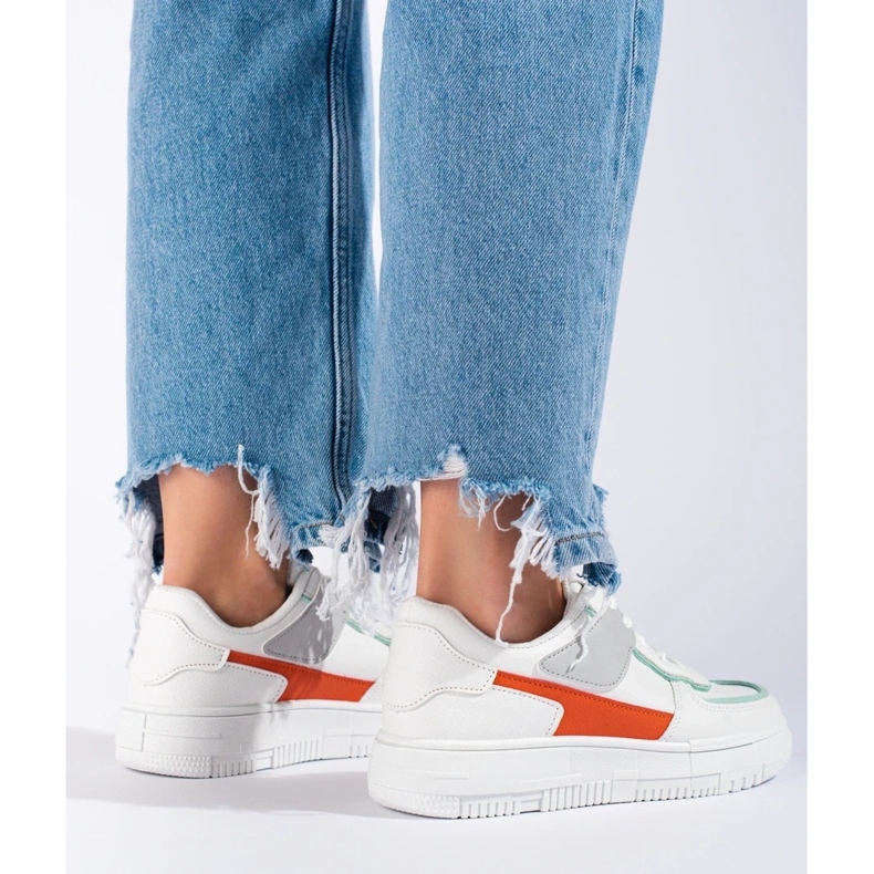 Women's lace-up sneakers on a platform made of ecological leather, white 1