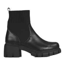 Ladies' black boots with an elastic upper 1