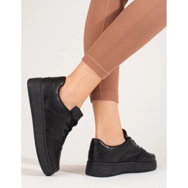 Shelovet black sports shoes with a thick sole 2