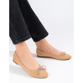 Classic women's ballerinas in beige Shelovet 1
