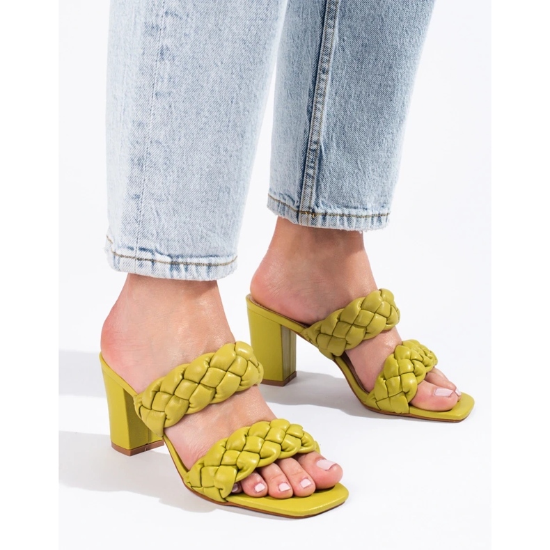 Green woven Shelovet post flaps 2