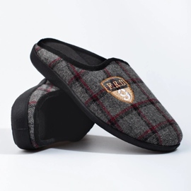 Shelovet men's gray checkered slippers grey 1