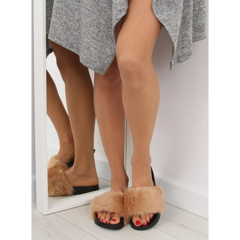 Beige fur slippers S36 beige 1