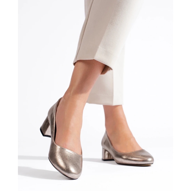 Women's low-heeled pumps, dark gold golden 1 Women's low-heeled pumps, dark gold golden 1