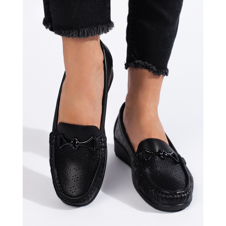 Ladies' black moccasins 2