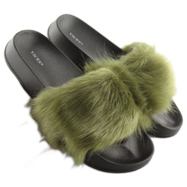 Green fur slippers S36 green 2