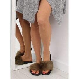 Green fur slippers S36 green 1