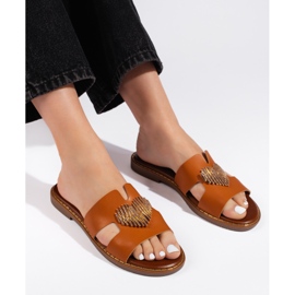 Brown elegant flip-flops with a golden heart 1