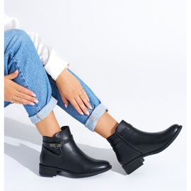 Black women's ankle boots with low heels 1