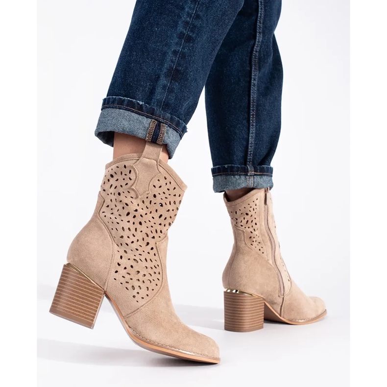 Seastar Openwork beige cowboy boots with a heel 1