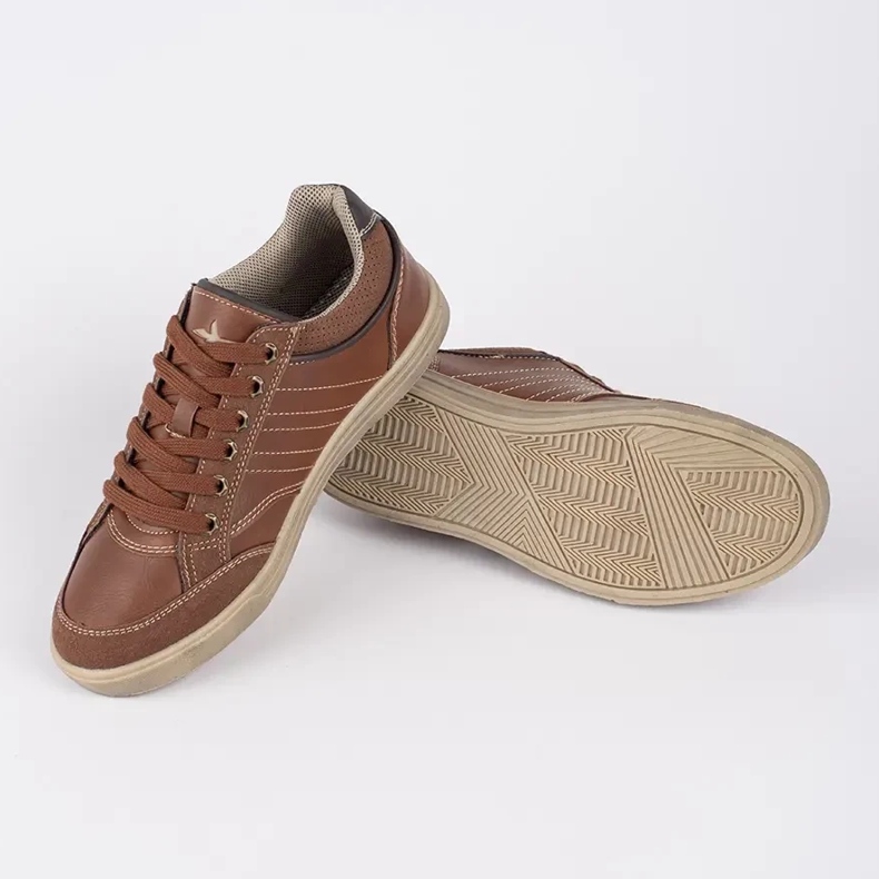 Brown women's sports shoes VICO 1